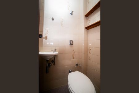 Apartamento à venda com 83m², 3 quartos e 2 vagasBanheiro de serviço