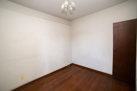 Apartamento à venda com 83m², 3 quartos e 2 vagasQuarto 1