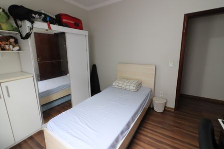 Casa à venda com 360m², 5 quartos e 6 vagasQuarto 2