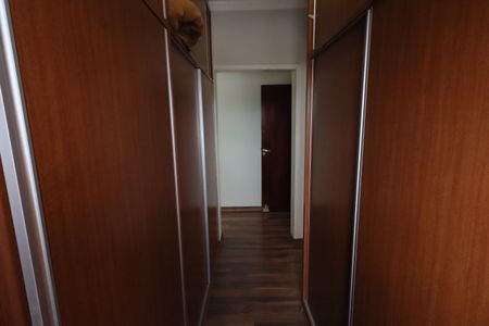 Casa à venda com 360m², 5 quartos e 6 vagasCloset da suíte 1