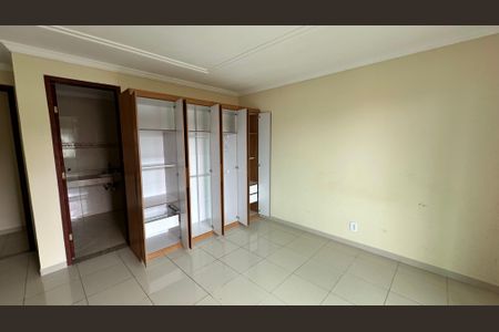 Casa de condomínio para alugar com 300m², 3 quartos e 3 vagasQuarto 2