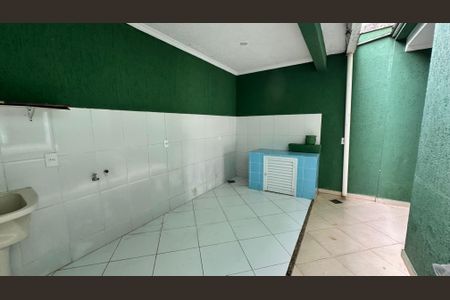 Casa de condomínio para alugar com 300m², 3 quartos e 3 vagasÁrea de Serviço