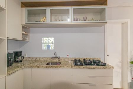 Casa para alugar com 80m², 2 quartos e 2 vagas Casa para alugar com 80m², 2 quartos e 2 vagasCozinha
