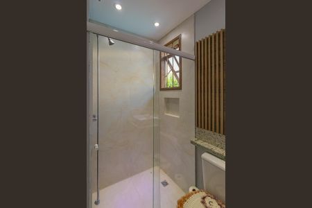 Casa para alugar com 80m², 2 quartos e 2 vagas Casa para alugar com 80m², 2 quartos e 2 vagasBanheiro Social