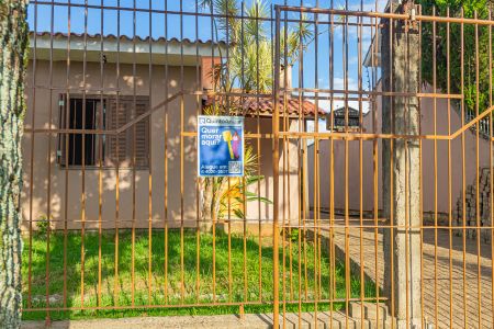 Casa para alugar com 80m², 2 quartos e 2 vagas Casa para alugar com 80m², 2 quartos e 2 vagasFachada/Placa