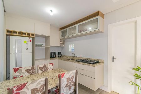 Casa para alugar com 80m², 2 quartos e 2 vagas Casa para alugar com 80m², 2 quartos e 2 vagasCozinha