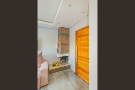 Detalhe da sala de casa para alugar com 2 quartos, 80m² em Igara, Canoas