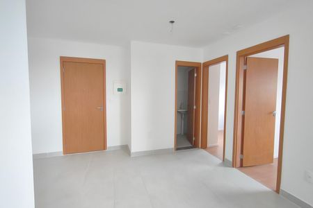 Sala de apartamento para alugar com 2 quartos, 37m² em Vila Palmares, São Caetano do Sul