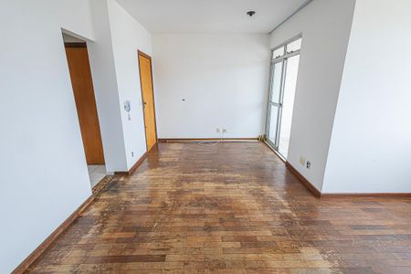 sala de apartamento para alugar com 3 quartos, 94m² em Vila Cloris, Belo Horizonte
