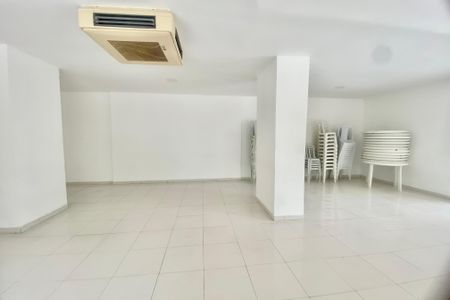 Apartamento à venda com 85m², 2 quartos e 1 vagaÁrea comum - Salão de festas