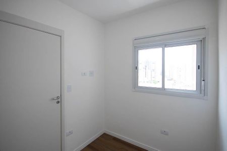 Quarto 1 de apartamento para alugar com 2 quartos, 35m² em Vila Mazzei, São Paulo