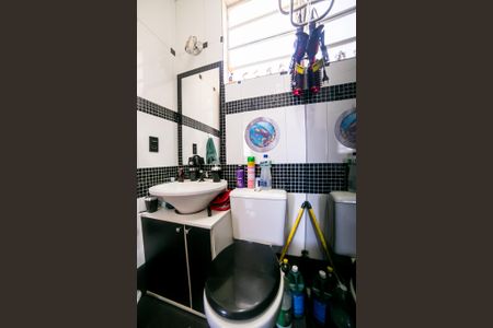 Apartamento à venda com 53m², 3 quartos e 1 vagaBanheiro Social