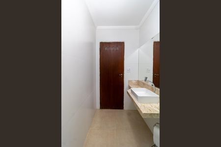 Casa à venda com 132m², 3 quartos e 1 vagaBanheiro da Suíte