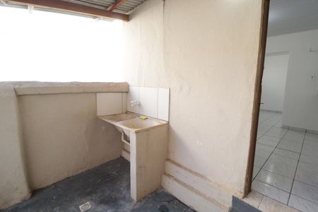 Casa para alugar com 50m², 1 quarto e sem vagaÁrea de Serviço