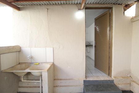 Casa para alugar com 50m², 1 quarto e sem vagaÁrea de Serviço