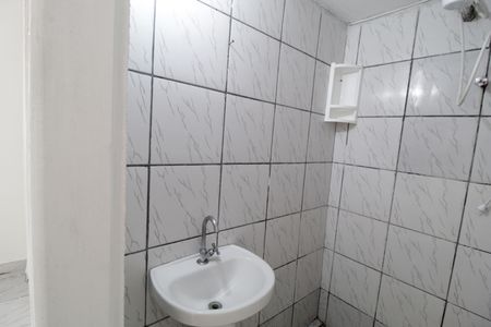 Banheiro da Suíte de casa para alugar com 1 quarto, 50m² em Centro, Uberlândia