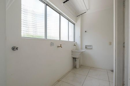 Apartamento para alugar com 150m², 3 quartos e 1 vagaÁrea de Serviço