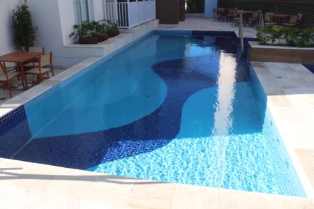 Apartamento para alugar com 85m², 2 quartos e 2 vagasÁrea comum - Piscina