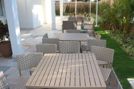 Apartamento para alugar com 85m², 2 quartos e 2 vagasÁrea comum - Churrasqueira