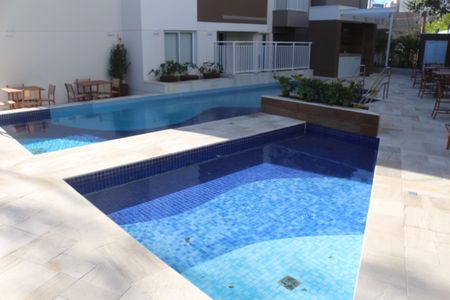 Apartamento para alugar com 85m², 2 quartos e 2 vagasÁrea comum - Piscina