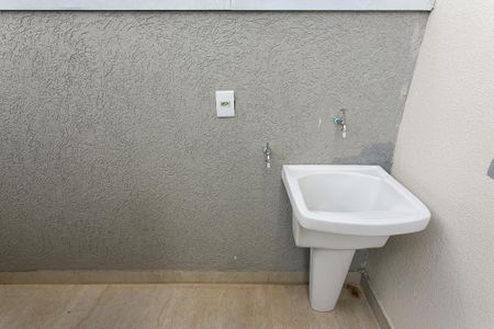 Apartamento para alugar com 37m², 2 quartos e 1 vagaÁrea de Serviço