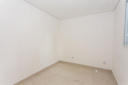 Apartamento para alugar com 37m², 2 quartos e 1 vagaQuarto 2
