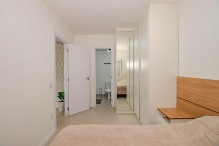 Suíte de apartamento à venda com 1 quarto, 45m² em Moinhos de Vento, Porto Alegre