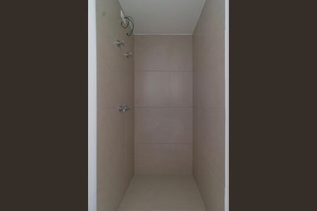 Apartamento para alugar com 31m², 1 quarto e sem vagaBanheiro da Suíte