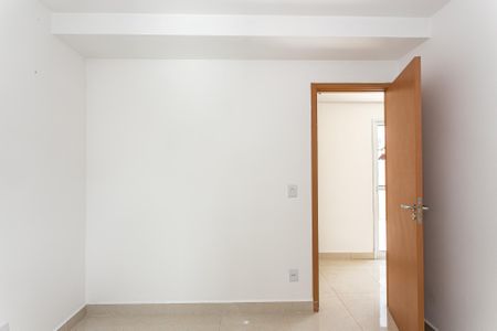 Quarto 1 de apartamento para alugar com 2 quartos, 37m² em Vila Centenario, São Paulo