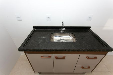 Cozinha de apartamento para alugar com 2 quartos, 37m² em Vila Centenario, São Paulo