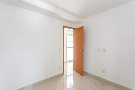 Apartamento para alugar com 37m², 2 quartos e 1 vagaQuarto 1
