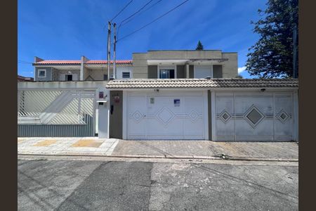 Casa à venda com 156m², 3 quartos e 4 vagasFachada 