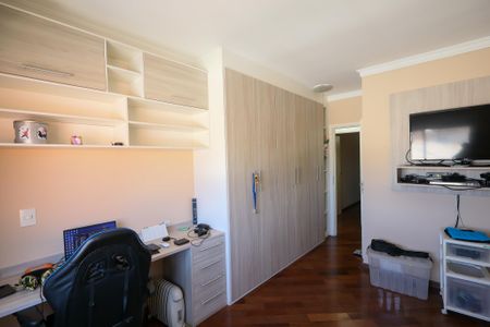 Casa à venda com 156m², 3 quartos e 4 vagasQuarto 2 - Suíte 2 vista