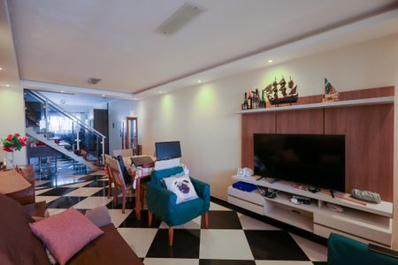 Sala de estar - Sala de jantar  de casa à venda com 3 quartos, 156m² em Cupecê, São Paulo