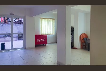 Apartamento para alugar com 50m², 2 quartos e 1 vagaÁrea comum - Salão de festas