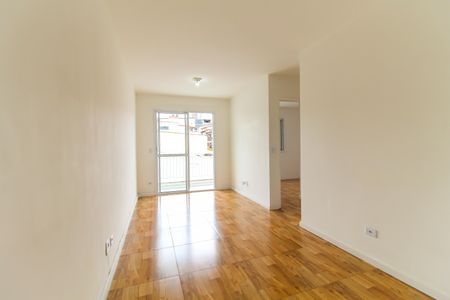 Sala de apartamento para alugar com 2 quartos, 50m² em Vila Carmosina, São Paulo