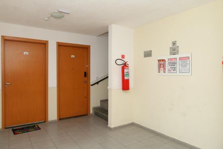 Apartamento para alugar com 42m², 2 quartos e 1 vagaÁrea comum - Saguão do prédio