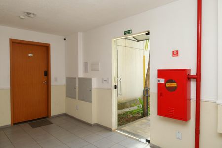 Apartamento para alugar com 42m², 2 quartos e 1 vagaÁrea comum - Saguão do prédio