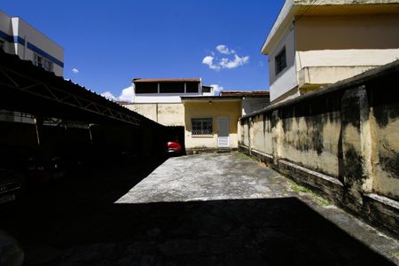 Casa à venda com 336m², 4 quartos e 2 vagasestacionamento