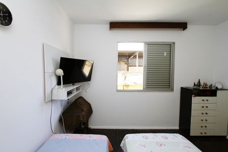 Casa à venda com 336m², 4 quartos e 2 vagasQuarto 3
