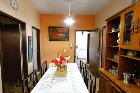 Casa à venda com 336m², 4 quartos e 2 vagasCopa