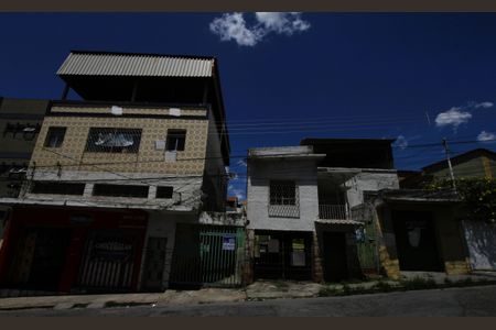 Casa à venda com 336m², 4 quartos e 2 vagasFachada