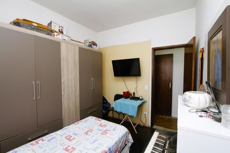 Casa à venda com 336m², 4 quartos e 2 vagasQuarto 2