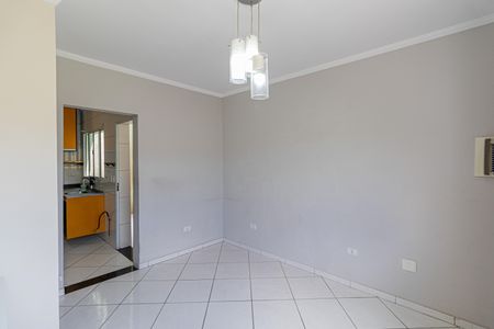 Casa de condomínio à venda com 44m², 2 quartos e 1 vaga Casa de condomínio à venda com 44m², 2 quartos e 1 vagaSala