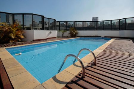 Studio à venda com 40m², 1 quarto e 1 vaga Studio à venda com 40m², 1 quarto e 1 vagaPiscina