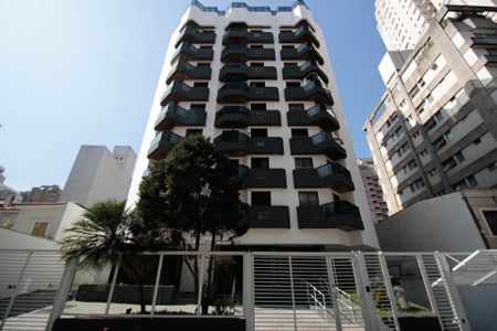 Studio à venda com 40m², 1 quarto e 1 vaga Studio à venda com 40m², 1 quarto e 1 vagaFachada