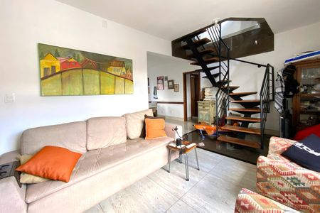 Apartamento à venda com 220m², 4 quartos e 2 vagasSala