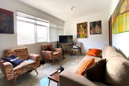 Apartamento à venda com 220m², 4 quartos e 2 vagasSala