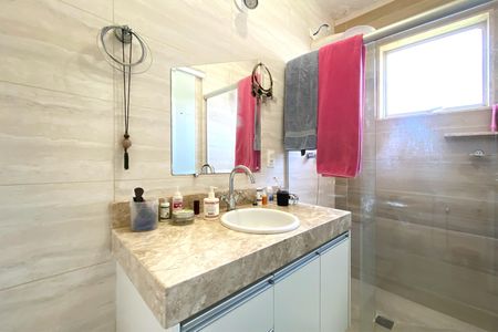 Apartamento à venda com 220m², 4 quartos e 2 vagasBanheiro da Suíte 2