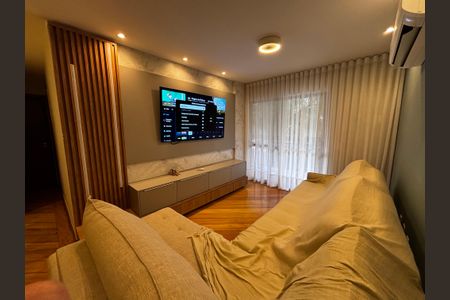 Apartamento à venda com 108m², 2 quartos e 1 vagaSala